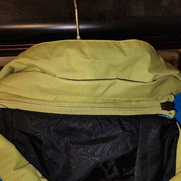 Columbia Ski Jacket - Picture 5 of 13